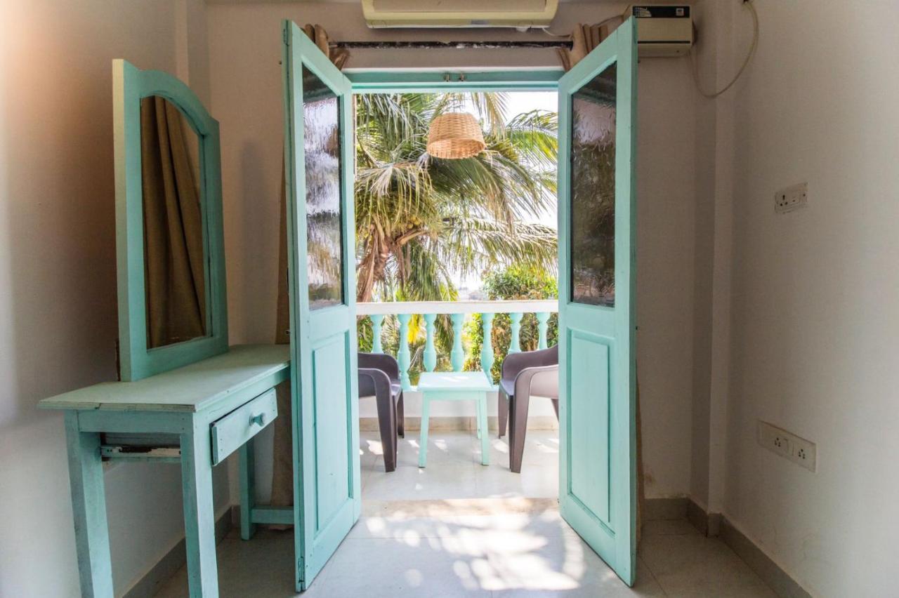 The Turquoiise House Hotel Morjim Exterior photo